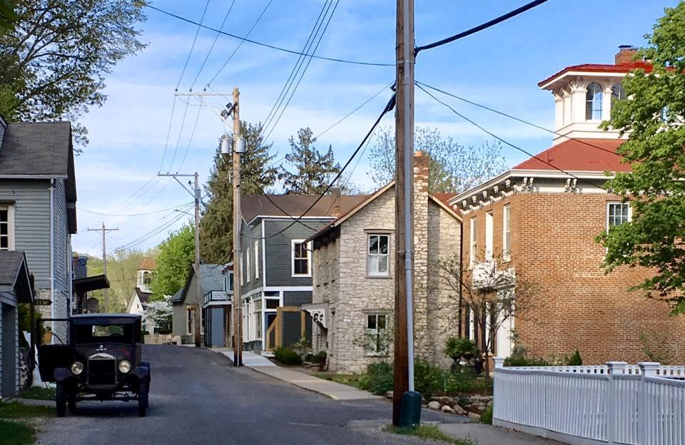 The Wedding Website of Libby Young and Ryan Thomas