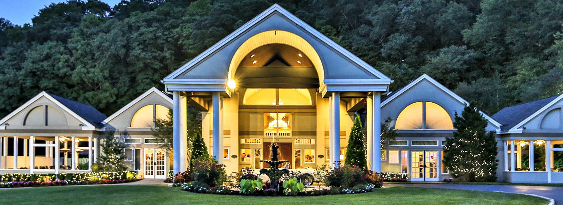 The Wedding Website of Jennifer Creevy and Matthew Jacino