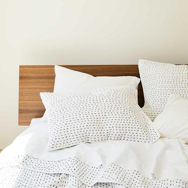 Brooklinen Lightweight Quilt