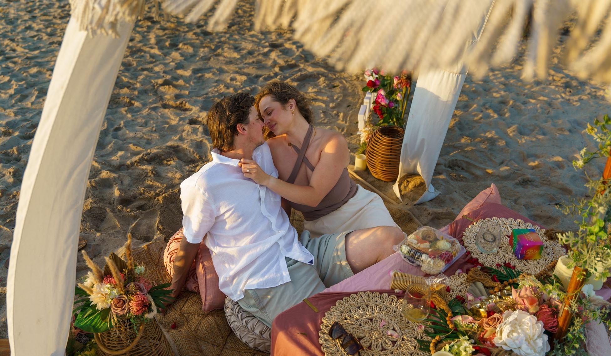 The Wedding Website of Chandler Ledgerwood and Derek Eilertson