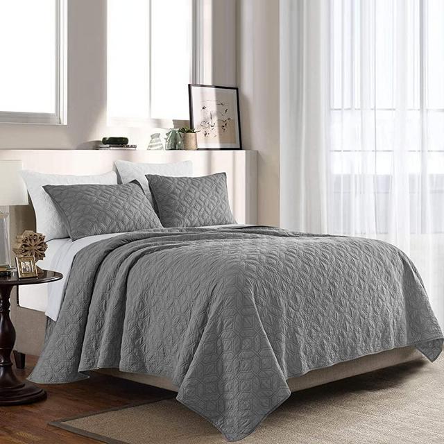 SHALALA NEW YORK Cotton Voile Quilt Set with 2 Quilted Shams - Ultra Soft Garment Washed Coverlet - Solid Geometric Stitched Bedspread - Breathable Comfortable (New Light Gray, King)