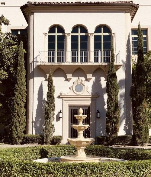 The Wedding Website of Lucas Christie and Sasha Kuntz