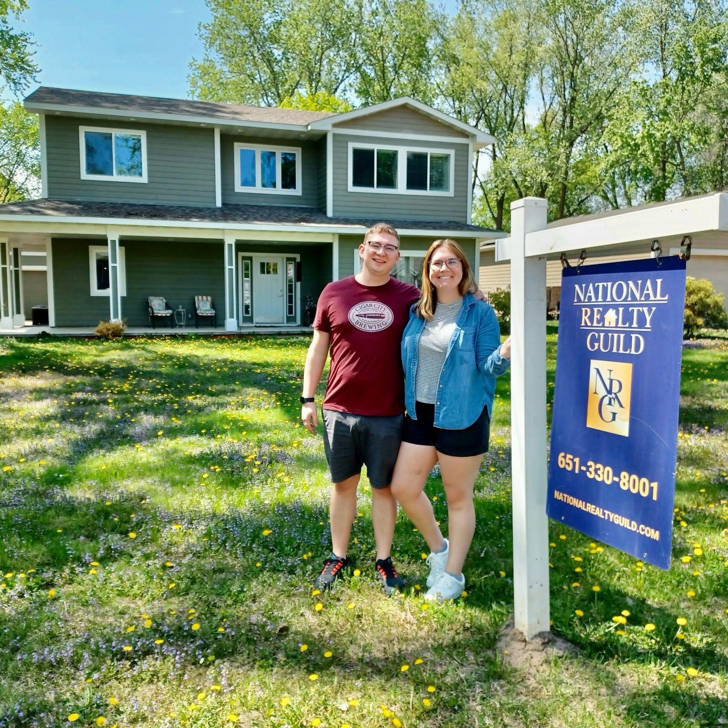 The second biggest grown-up decision we made after getting engaged was buying our first home in Little Canada, Minnesota. We LOVE our house.