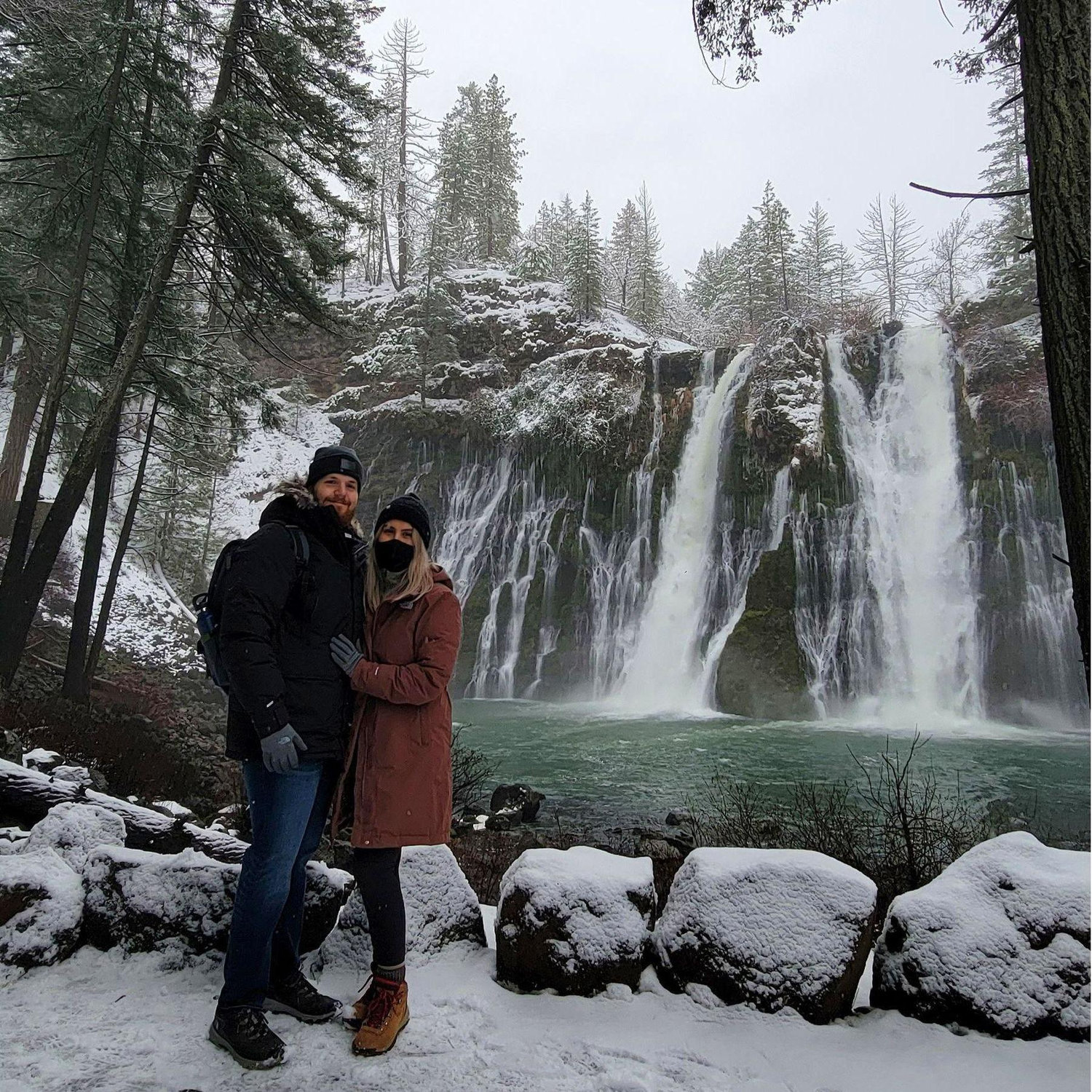 December 2021. Their first snowy adventure in Redding, snowmen where made and hot chocolate were drank.