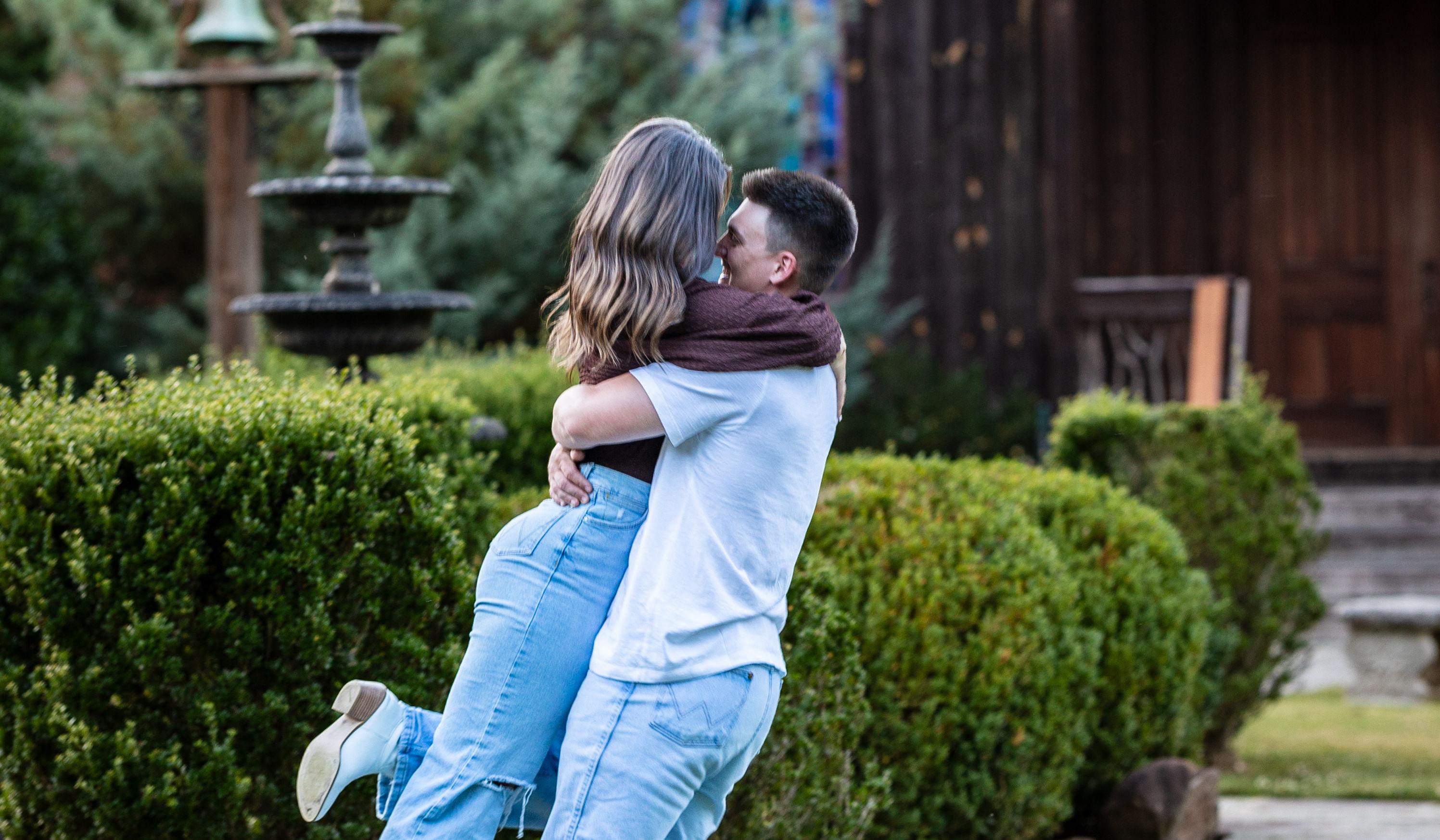 Matti Hawkins and Gauge Burkett's Wedding Website