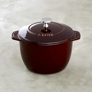 Staub Petite French Oven, Grenadine
