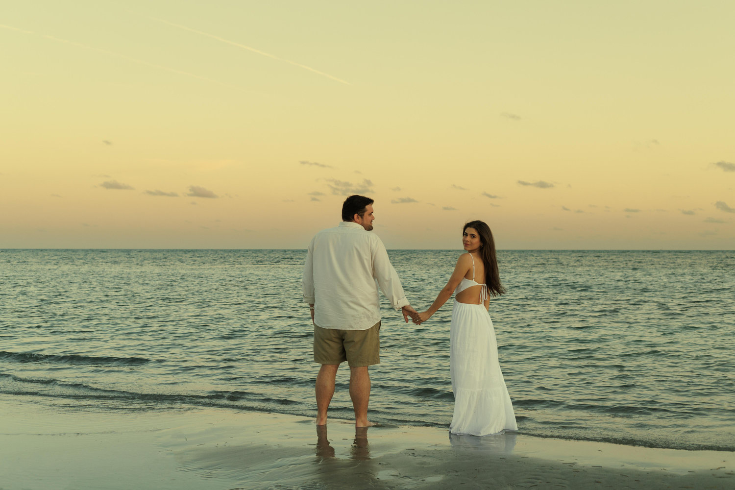 The Wedding Website of Alondra Chacín Aroutine and Tomás Pesti Del Río
