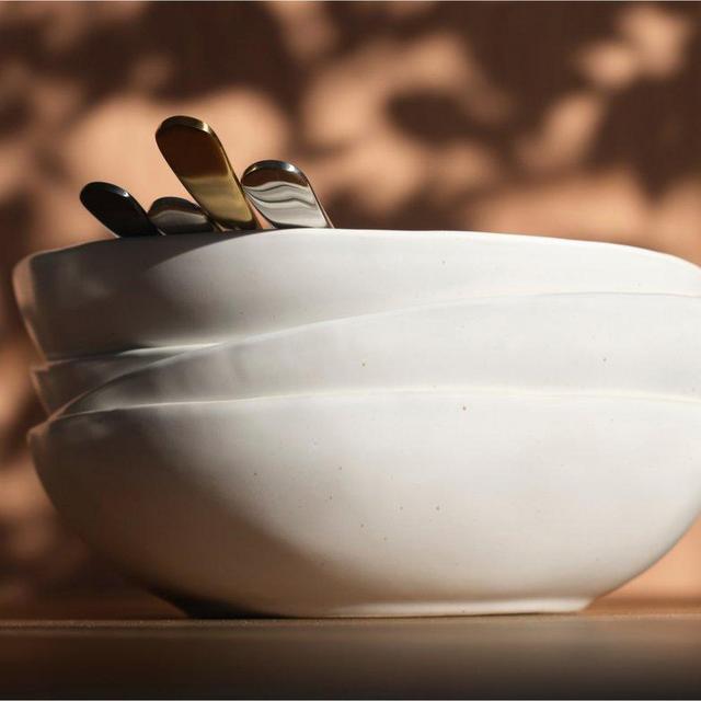 Dinnerware Set - 16 piece set speckled white