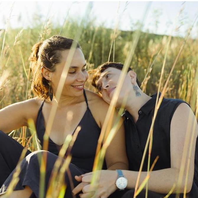 Naomi's friend, photographer Laura Mae Beckerdite, met us there for a beautiful shoot