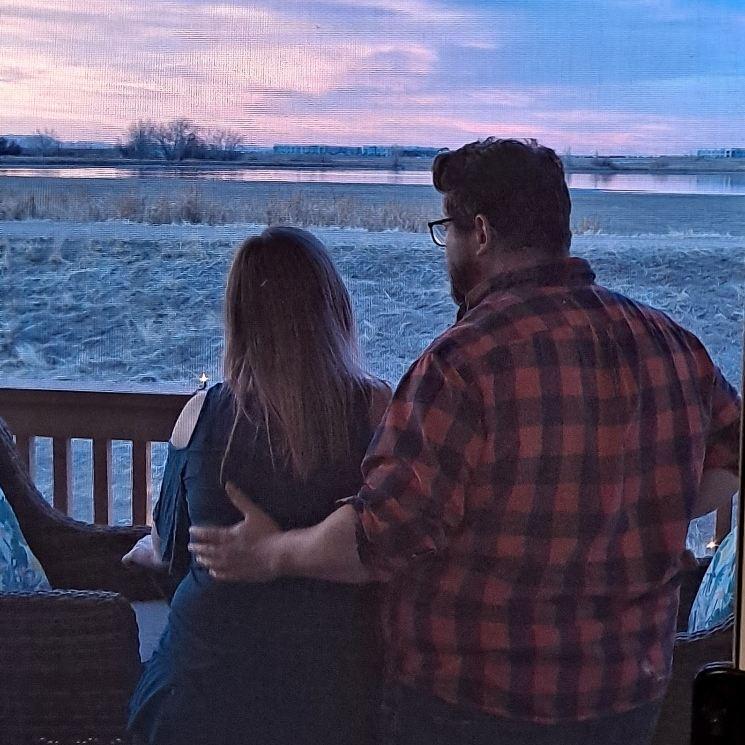 Jim "accidentally" said I love you first, then Jen said it for real and Jim followed a few weeks later. 