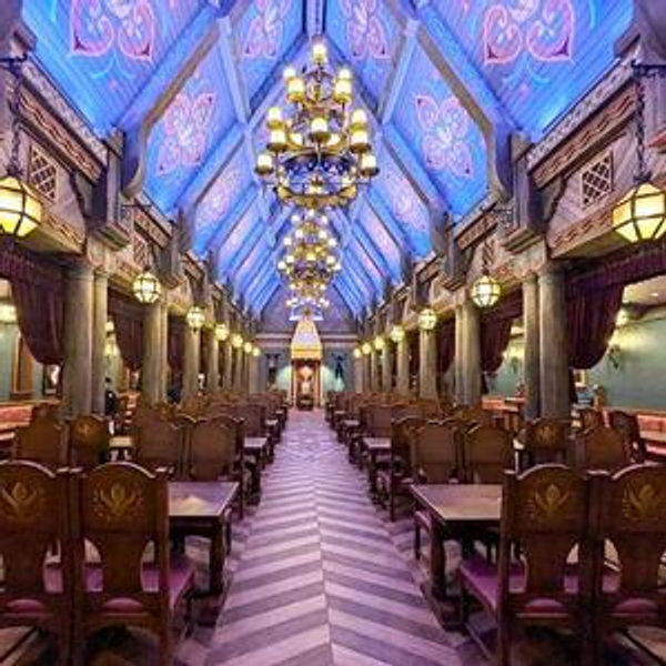 DisneySea Dinner Date