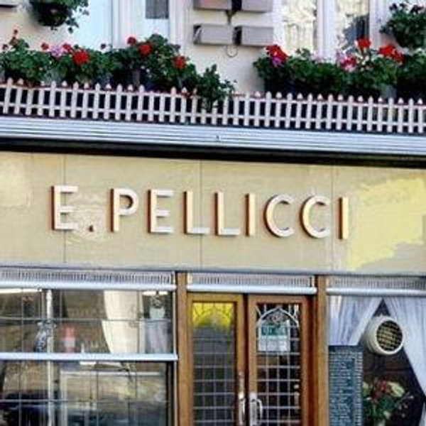 Traditional English Breakfast at E. Pellici