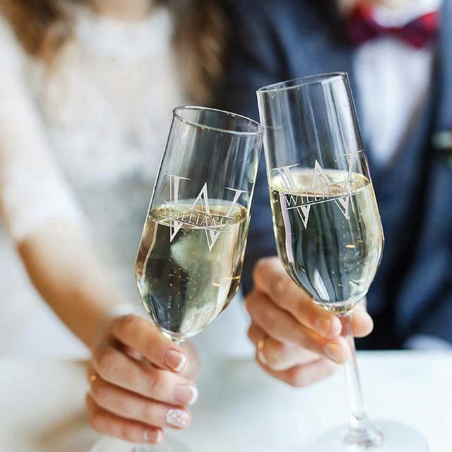 Modern Classic Toasting Flutes (SET of 2)