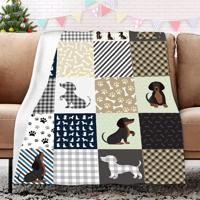 Mokukenren Dachshund Blanket - Cute Wiener Dog Gifts for Women - Lightweight Cozy Flannel Fleece Throw - 60"x50"