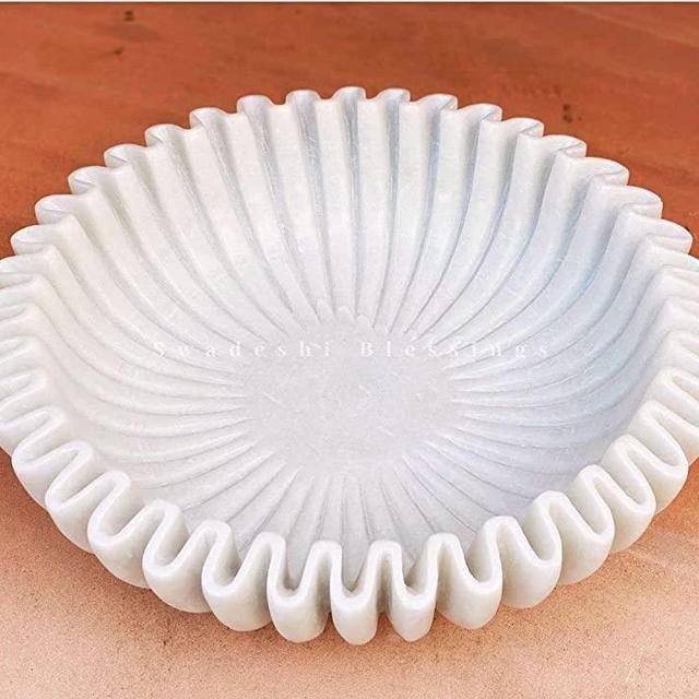 SWADESHI BLESSINGS HandCrafted Marble Ruffle Bowl /Antique Scallop Bowl/Fruit Bowl/Vintage Ring Dish/Decorative Flower Bowl/HouseWarming Gift/Wedding Gifts/Urli (10 Inches)