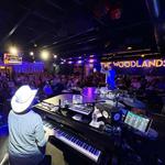 Two Tones Dueling Piano Bar