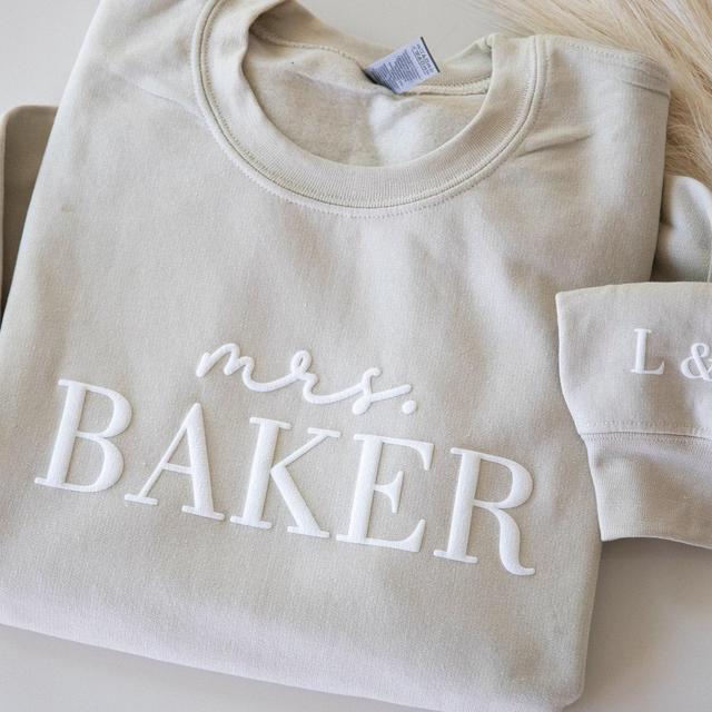Personalized Future Mrs Sweatshirt, Engagement Gift, I Said Yes Sweater, Bridal Shower Gift, Bride To Be, Custom Fiancee Sweater