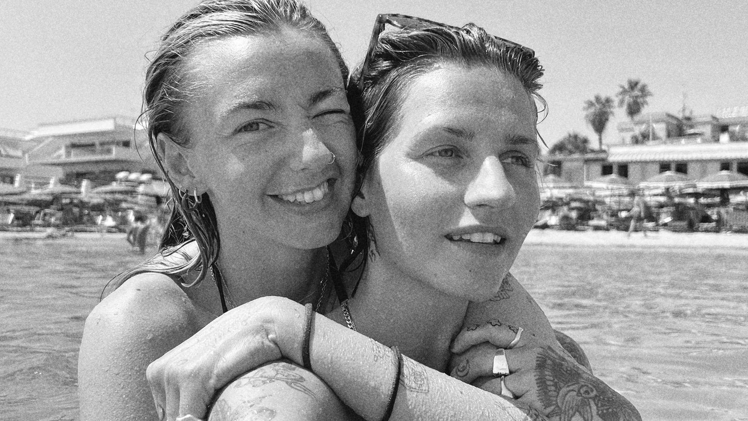 The Wedding Website of Robyn Gunn and Abi Robinson