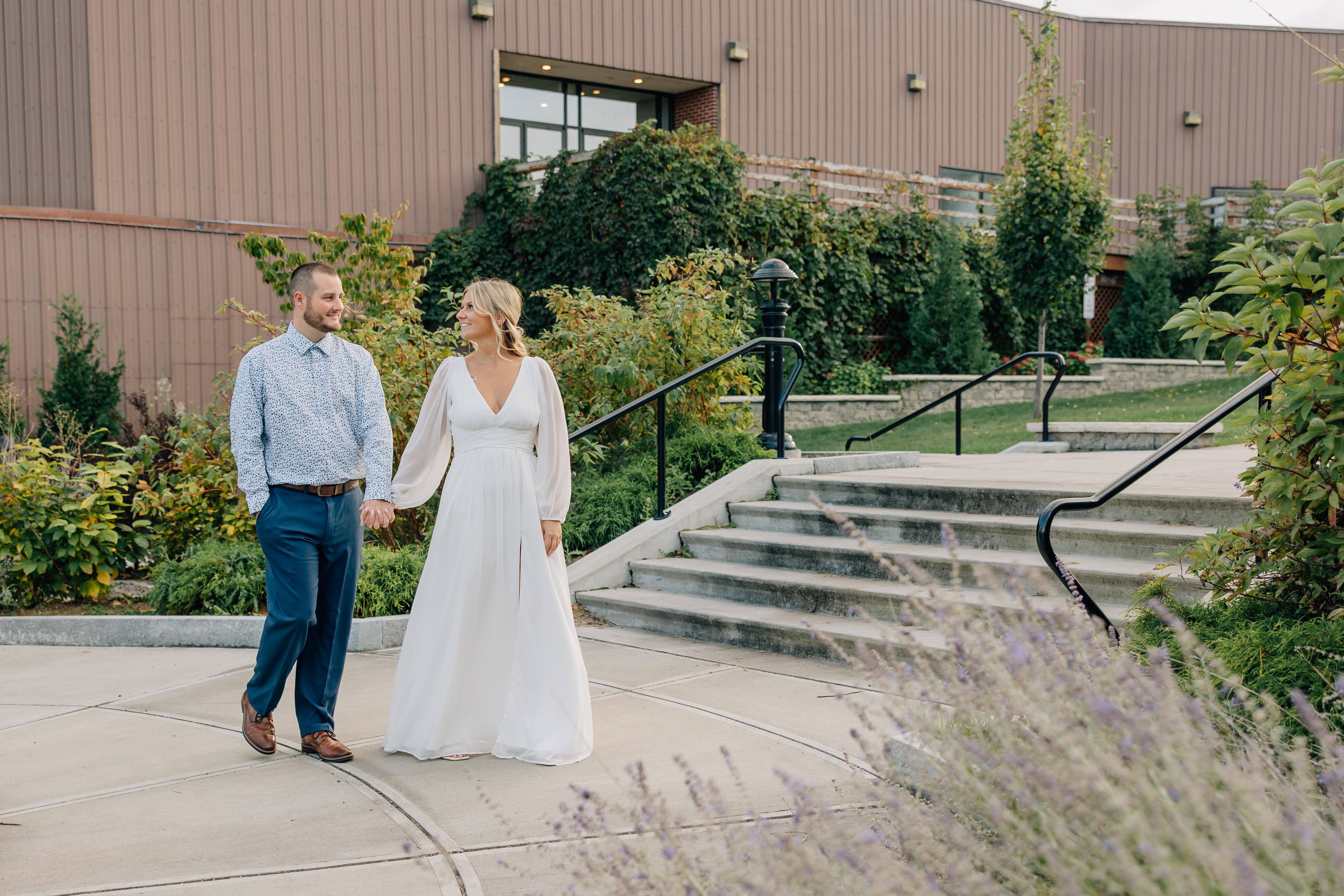The Wedding Website of Taylor Draper and Zach Pierson