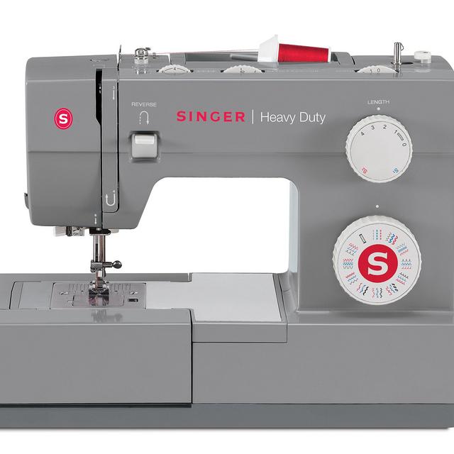 Singer Heavy Duty 4432 Sewing Machine, Gray