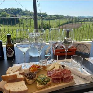 Honeymoon Activity: Prosecco Hills Adventure