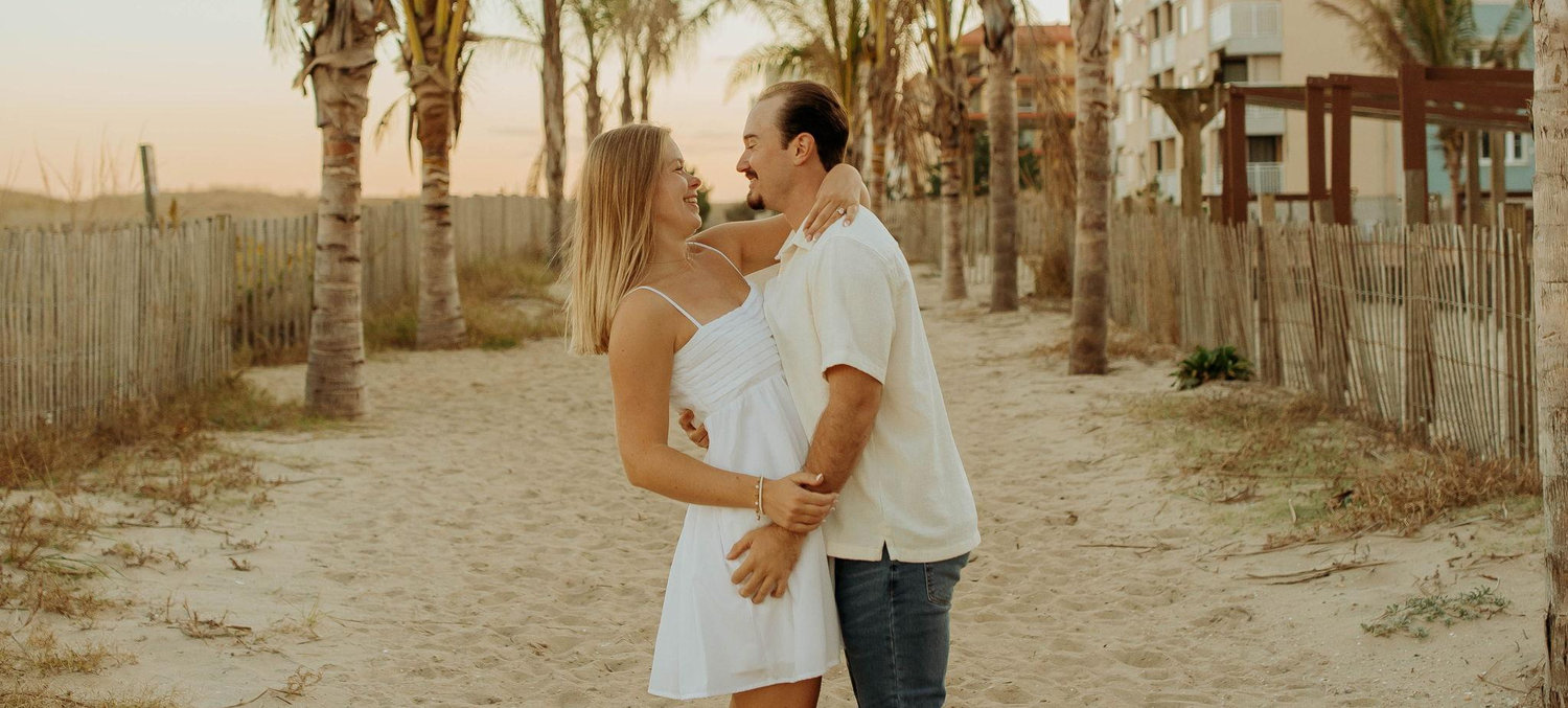 The Wedding Website of Courtney King and Christopher Shores