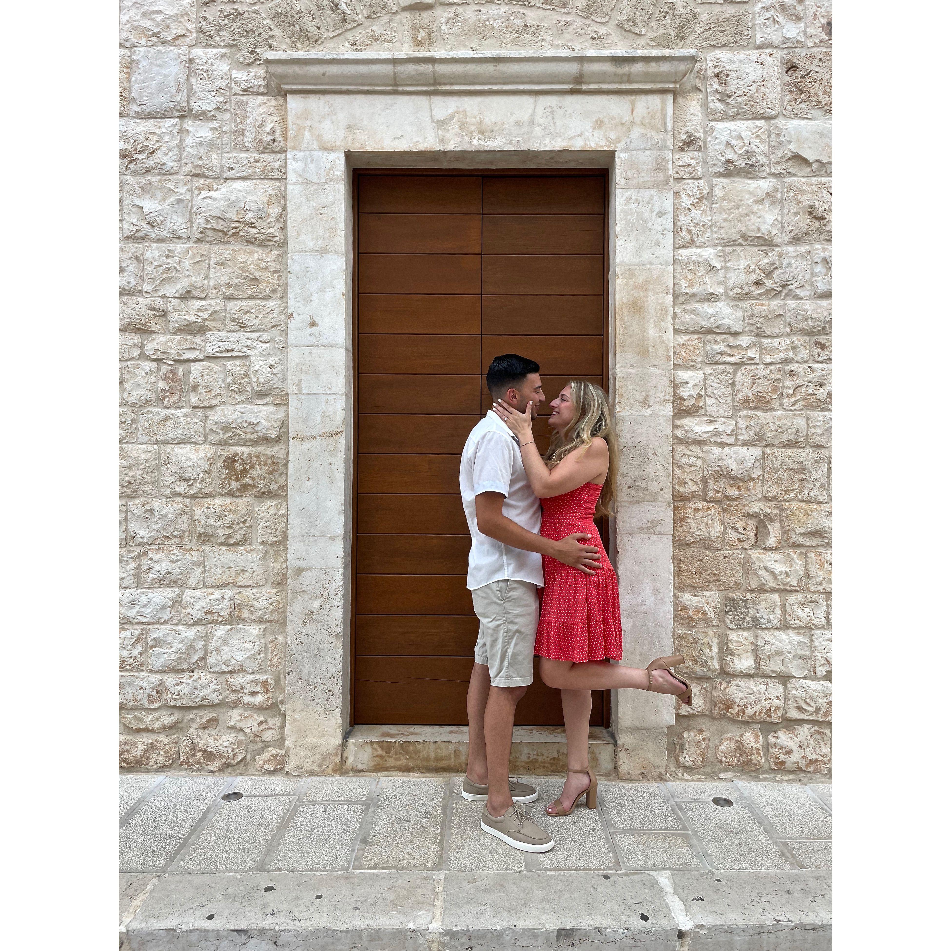 Engagement photos in Cellamare's castle