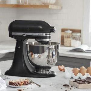 KitchenAid Artisan Stand Mixer, 5 Qt