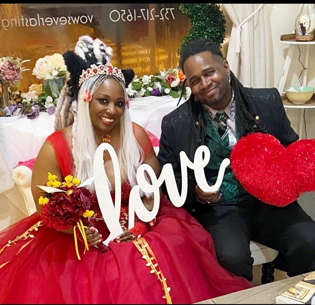 The Wedding Website of Gata Negrra and Peace Moore