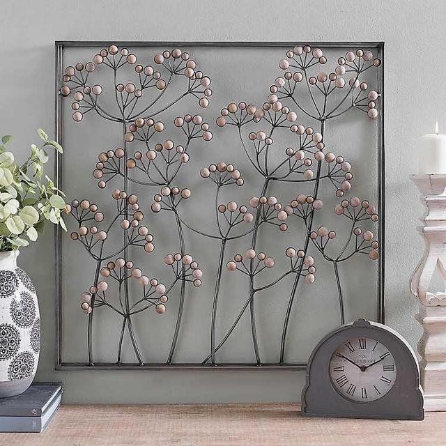 Wood Beaded Blooming Flower Metal Wall Plaque