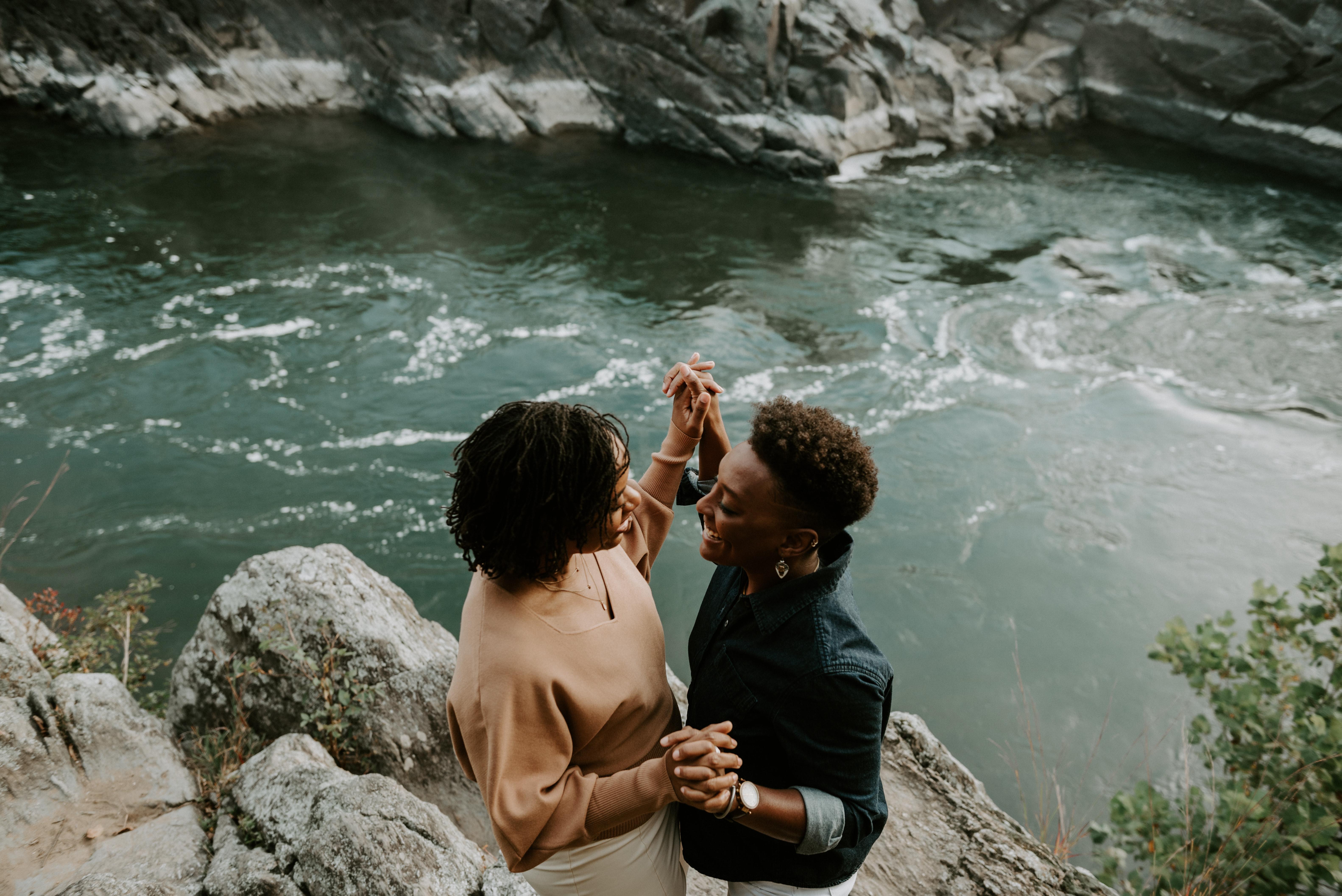 The Wedding Website of Rachel Kelly and Séea Earl