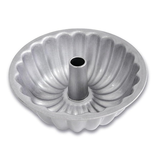 USA Pan Global Bakeware Scalloped Tube Cake Pan