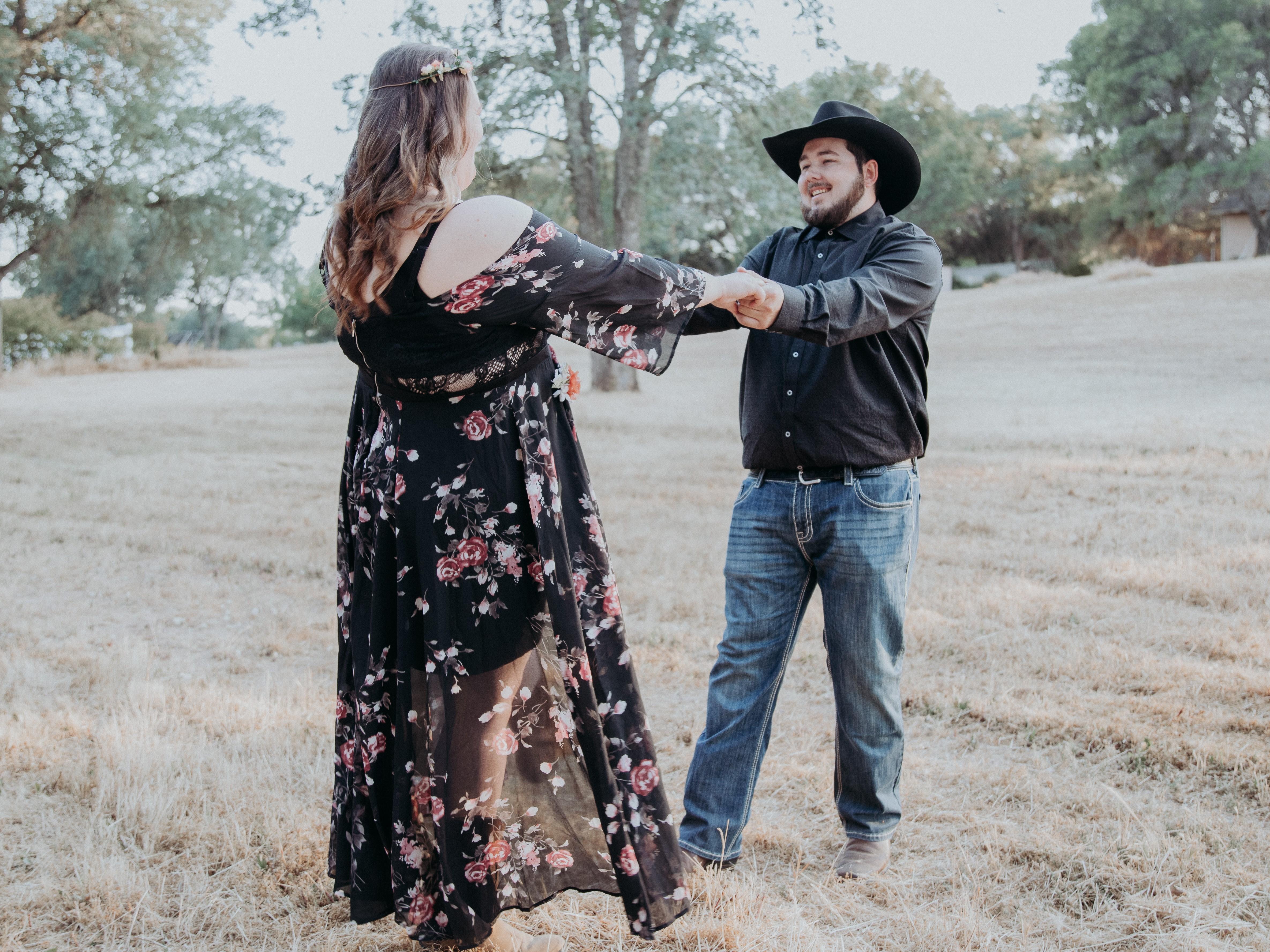 The Wedding Website of Corinna Wall and Austin Plunk