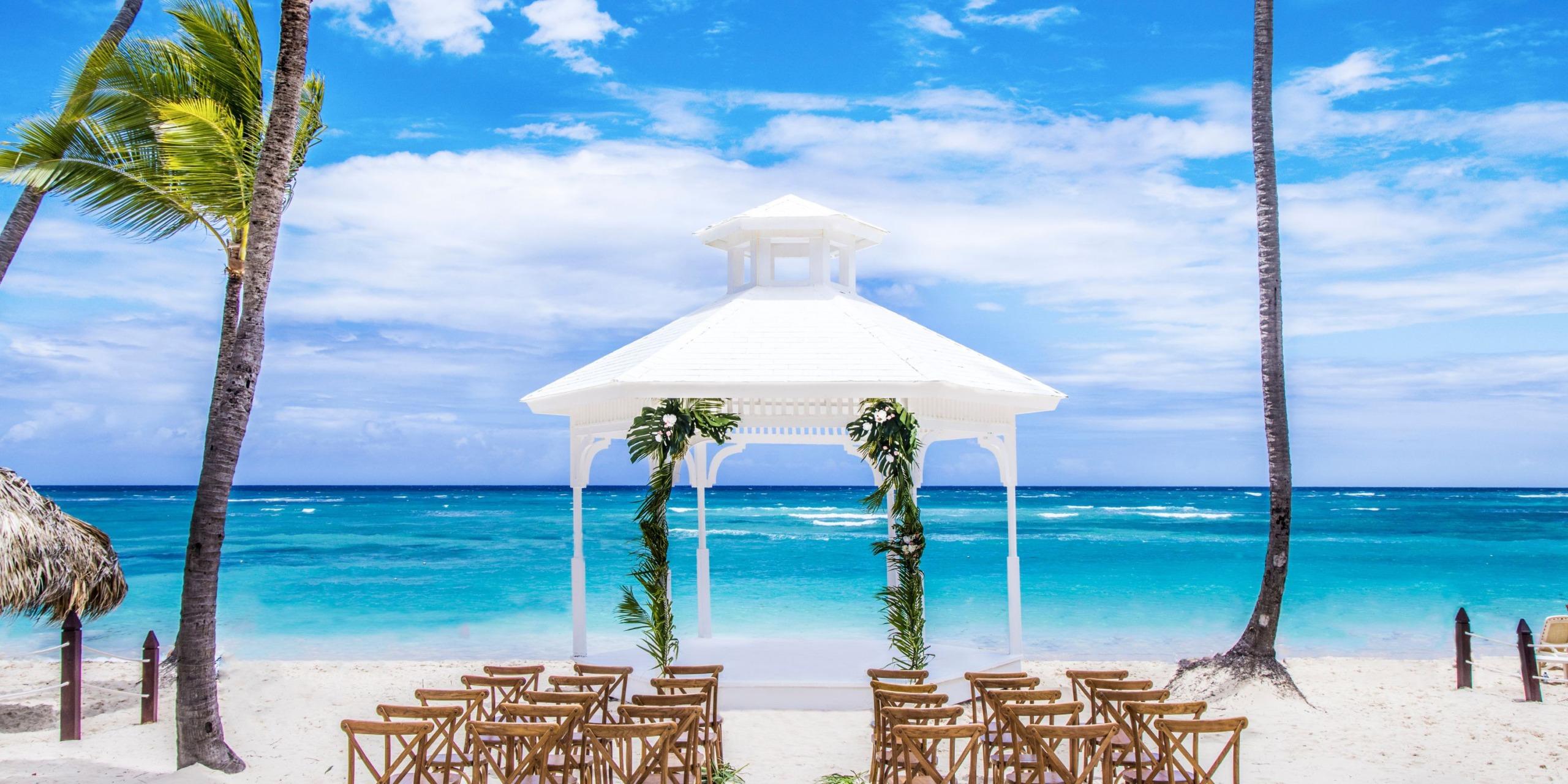 The Wedding Website of Ariel Rios and Cole Garrett