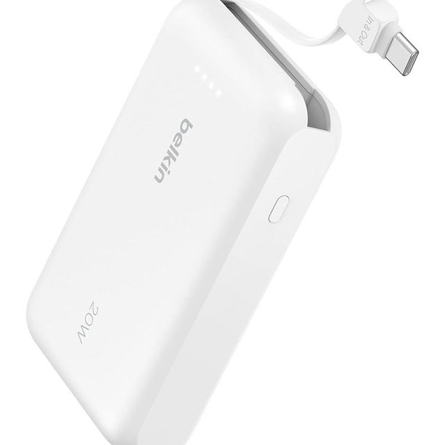 Belkin Portable Charger, Power Bank with Integrated Cable 10000 mAh 20W - Fast Charge USB C Power Delivery, iPhone Charger - iPhone 16 Series, iPad Pro, Galaxy S25, & More - White