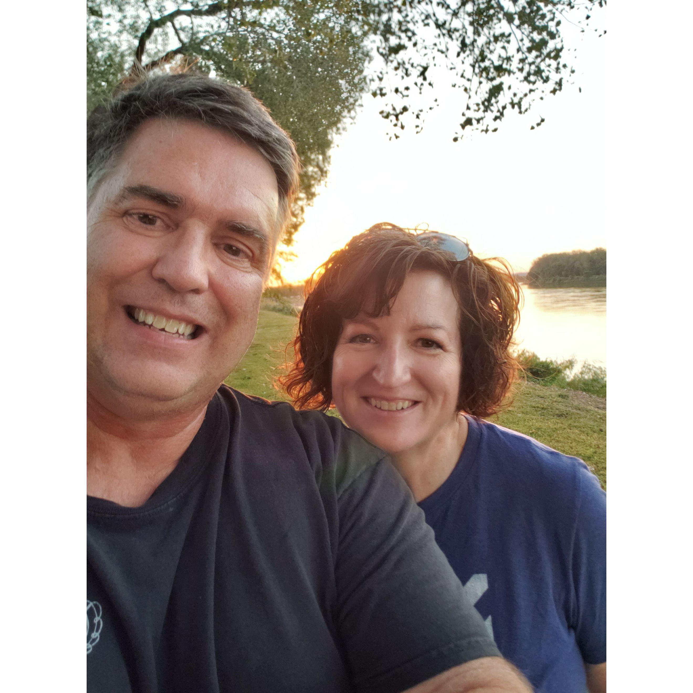 Third date.... Riverside Park and trails, Parkville, MO, Fall 2021