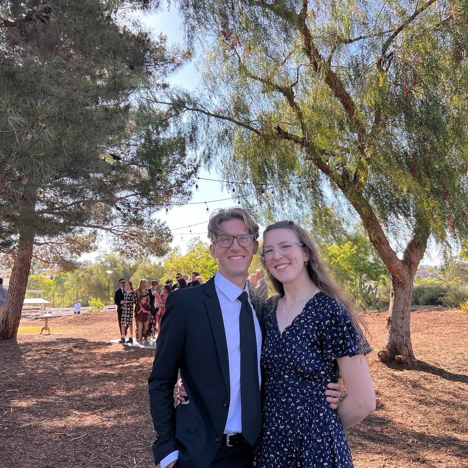 best man and wedding date