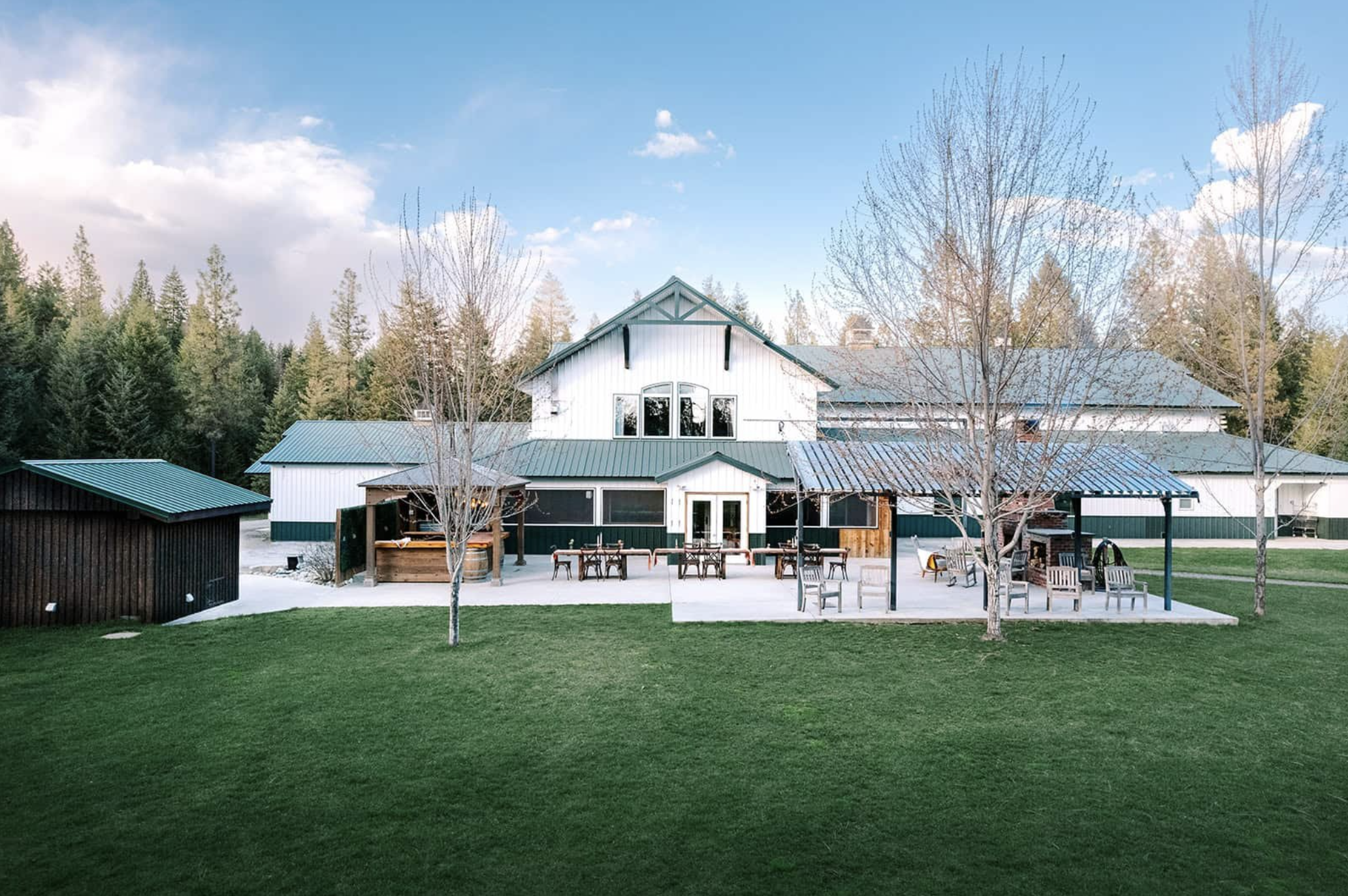 The Wedding Website of Sydney Holliday and Jake Tucker