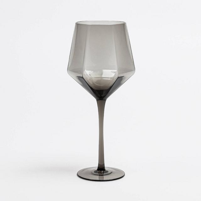 over&back 17.6 fl oz Facet Stemmed Wine Glass Smoke