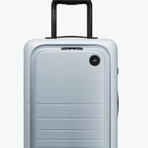 Carry-On Pro