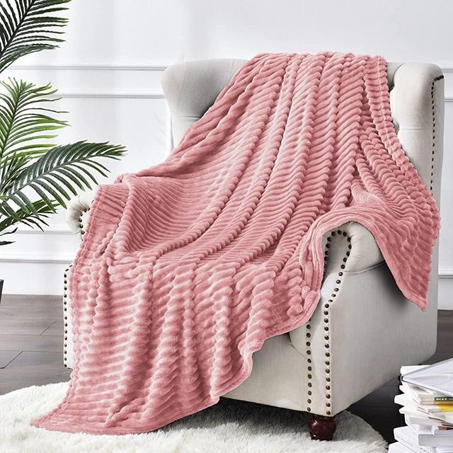 BEDELITE Fleece Throw Blanket for Couch – 3D Ribbed Jacquard Soft and Warm Decorative Winter Blankets – Cozy, Fuzzy, Fluffy, Plush Lightweight Pink Throw Blankets for Bed, Sofa, 50x60 inches
