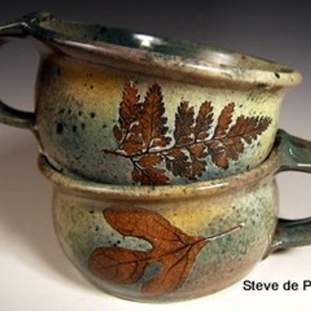Green Leaf Soup Mug: Handmade Ceramic Latte Cup with Botanical Impression