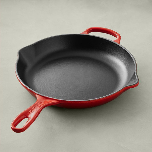 Le Creuset Signature Cast-Iron Fry Pan, 10", Red
