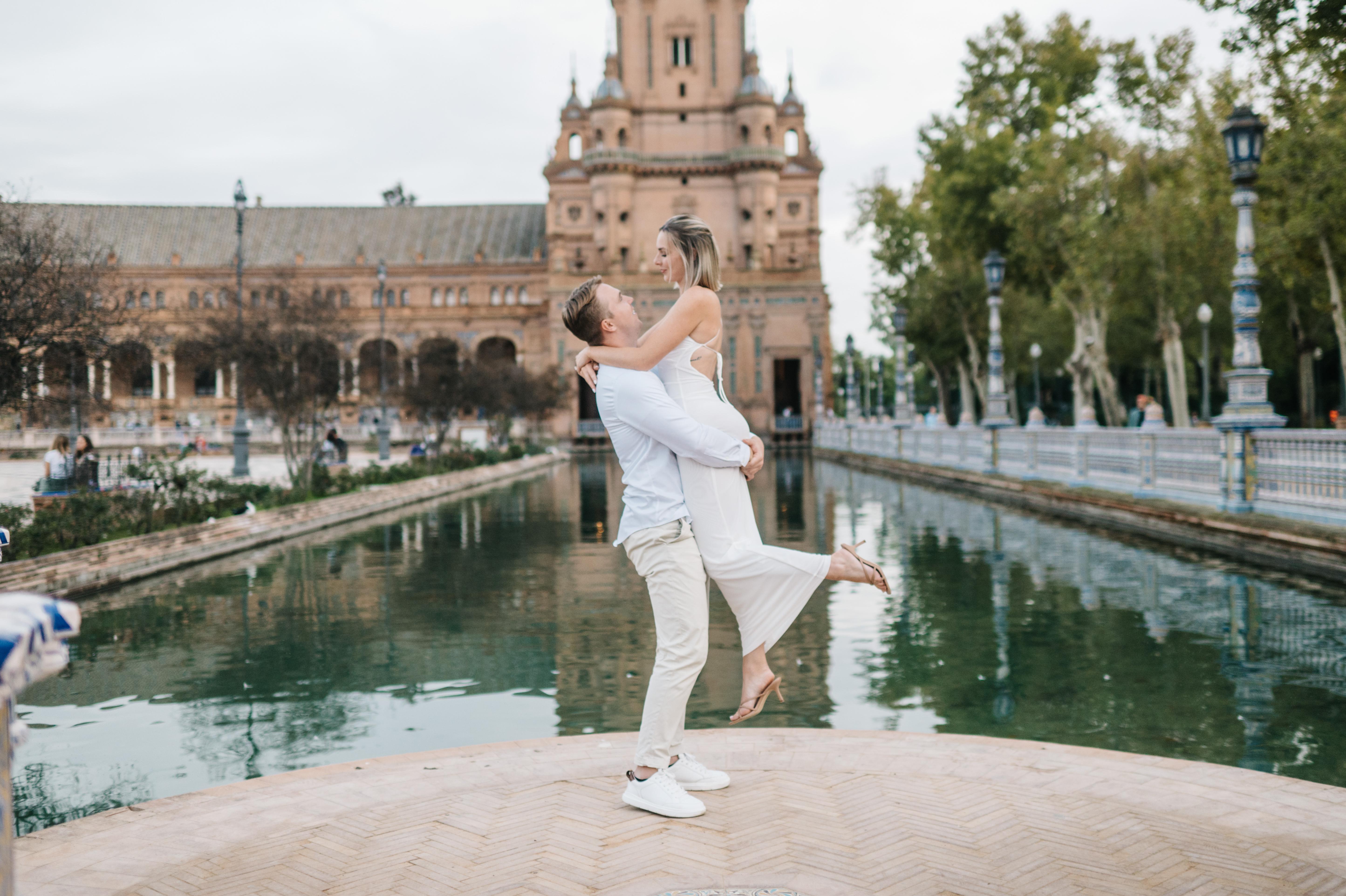 The Wedding Website of Lauren Ballinger and Jordan Ripperdan
