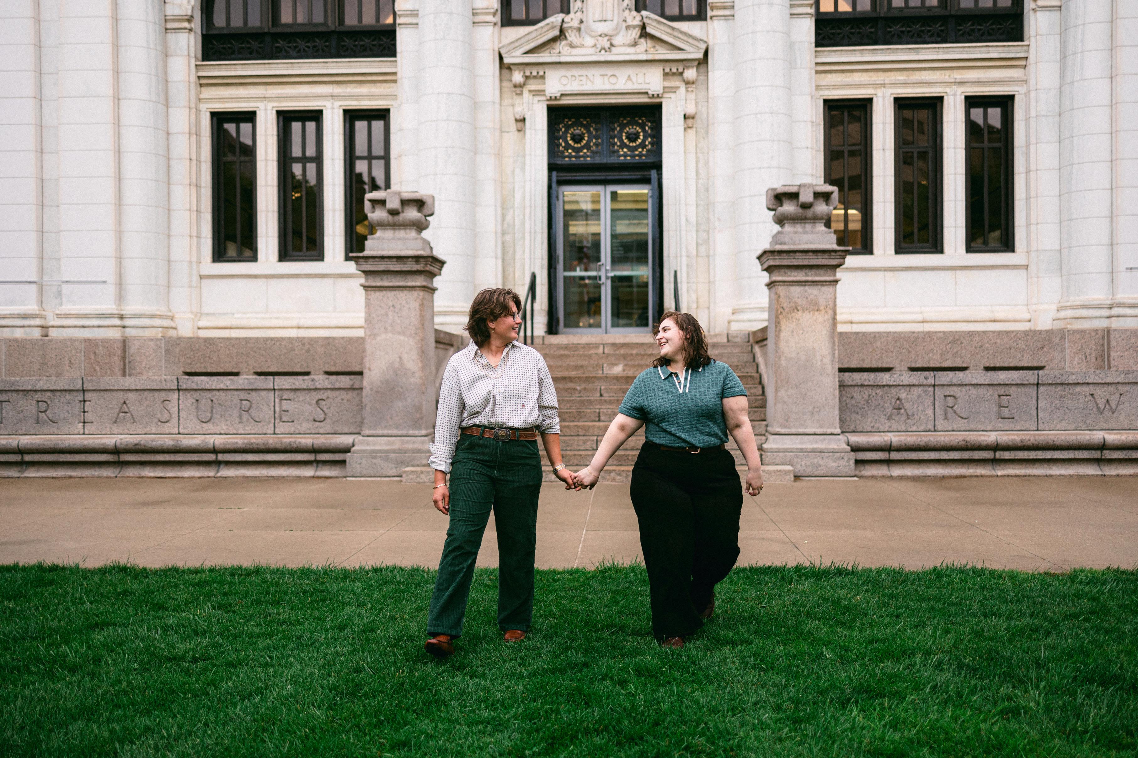The Wedding Website of Jenn Bobo and Isa Rodriguez
