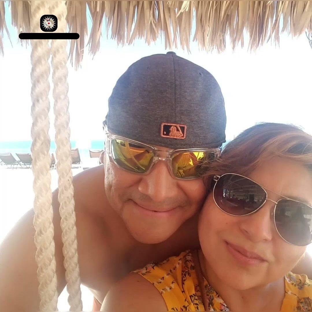 The Wedding Website of Glenda Orellana and Cesar Fuentes