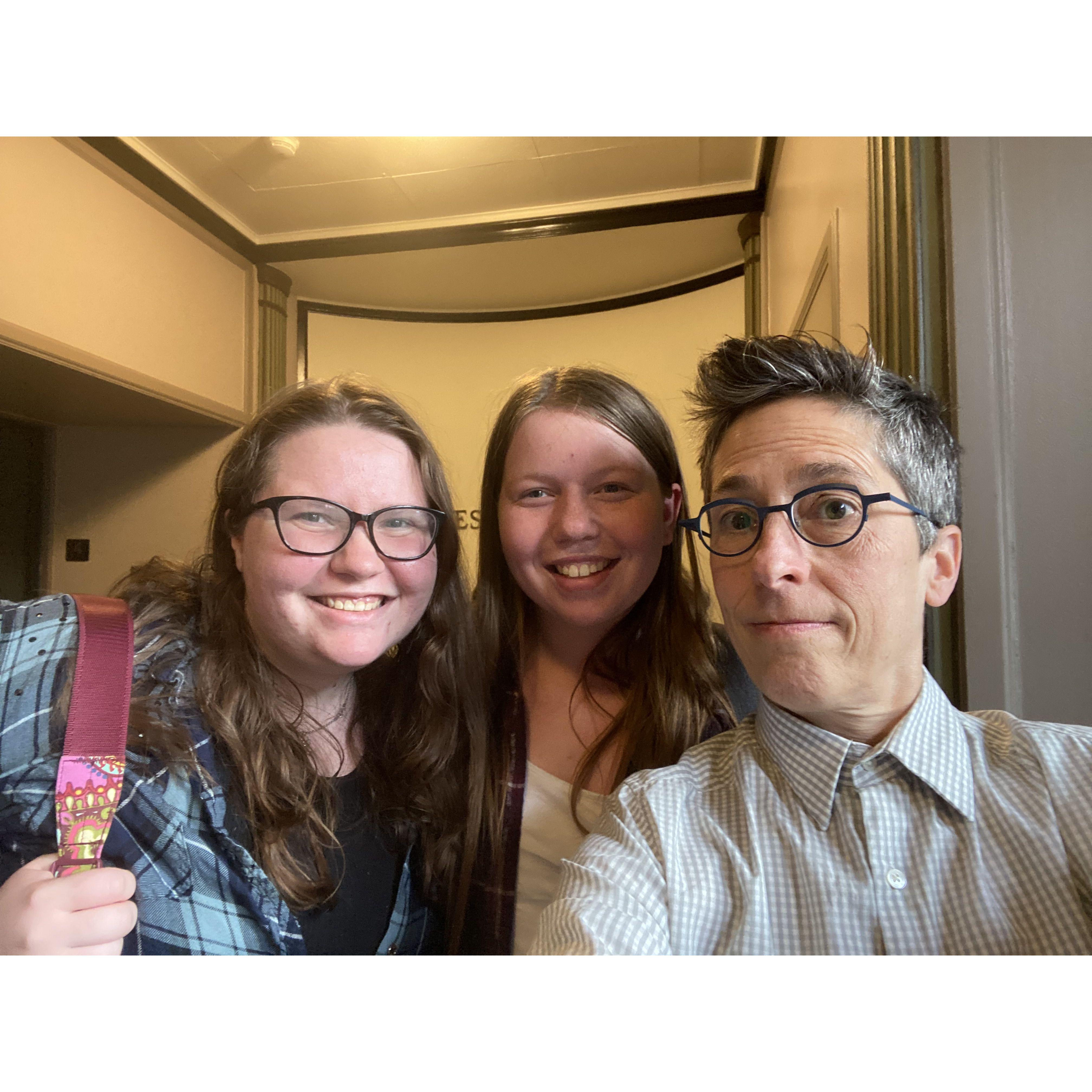 Alison Bechdel Reading, April 2023