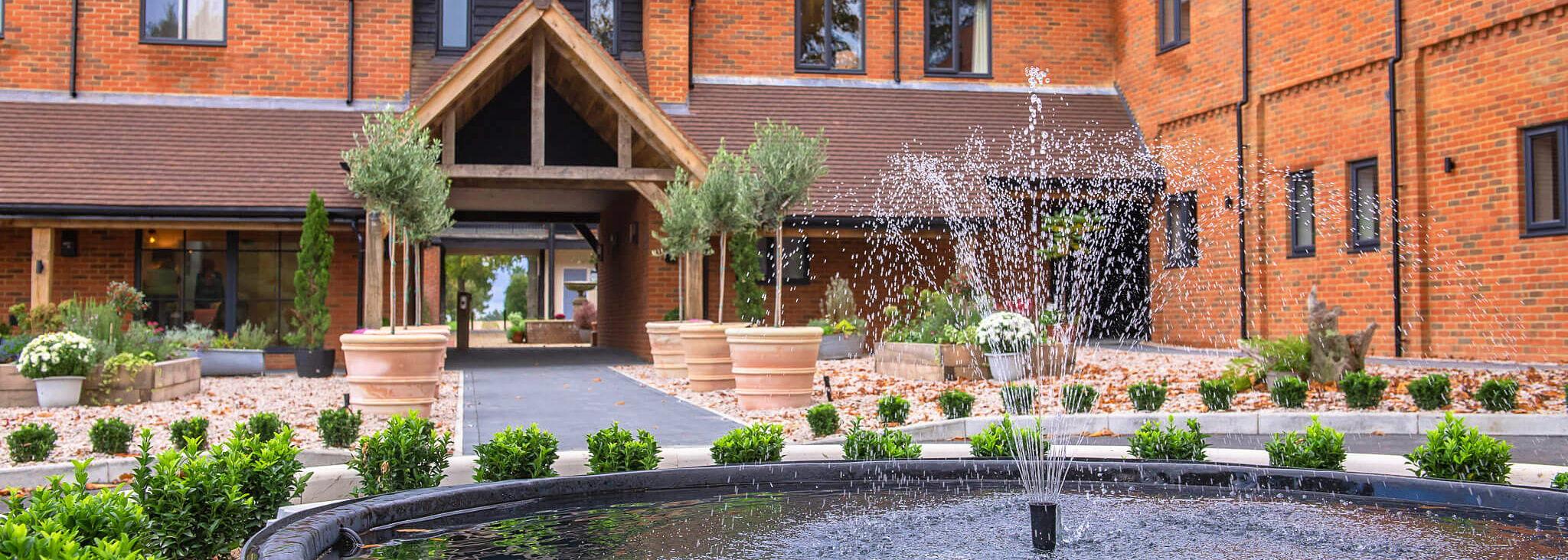 The Wedding Website of Sarah Louise Everns and Thomas James Parker