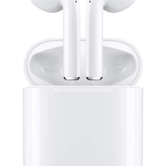 Apple AirPods with Charging Case (Latest Model)