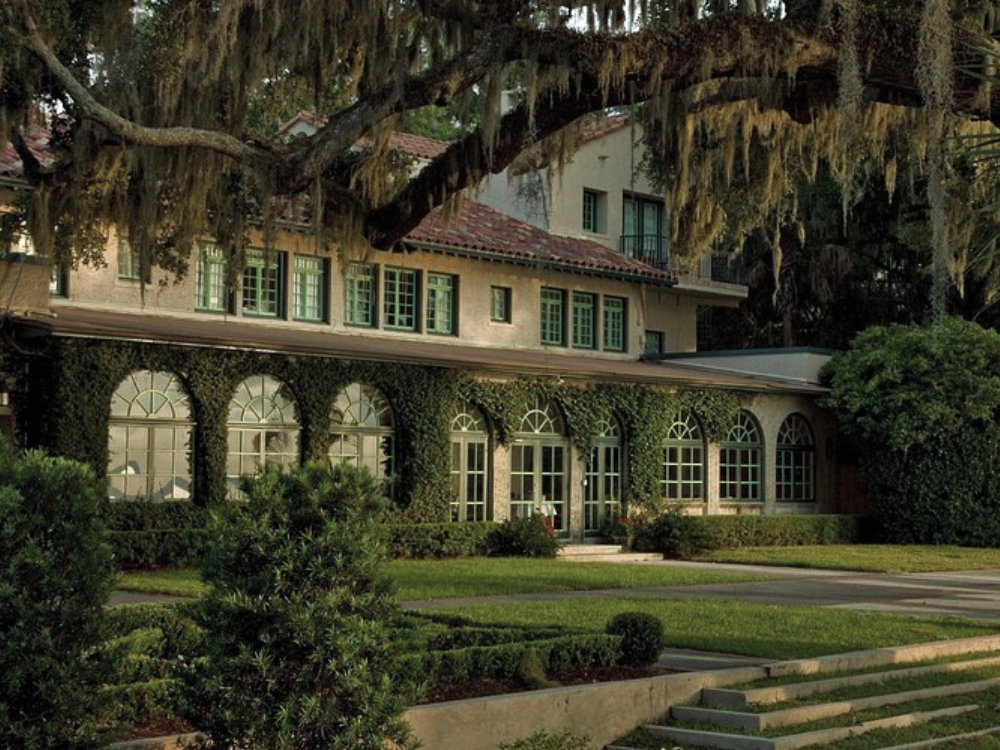 The Wedding Website of Evie Lamitie and Giancarlos Ulloa